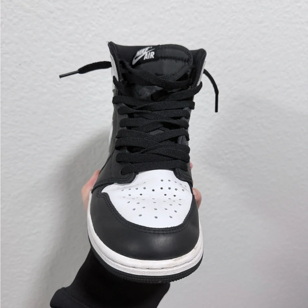 Jordan retro 1 high black and white - Picture 2 of 9